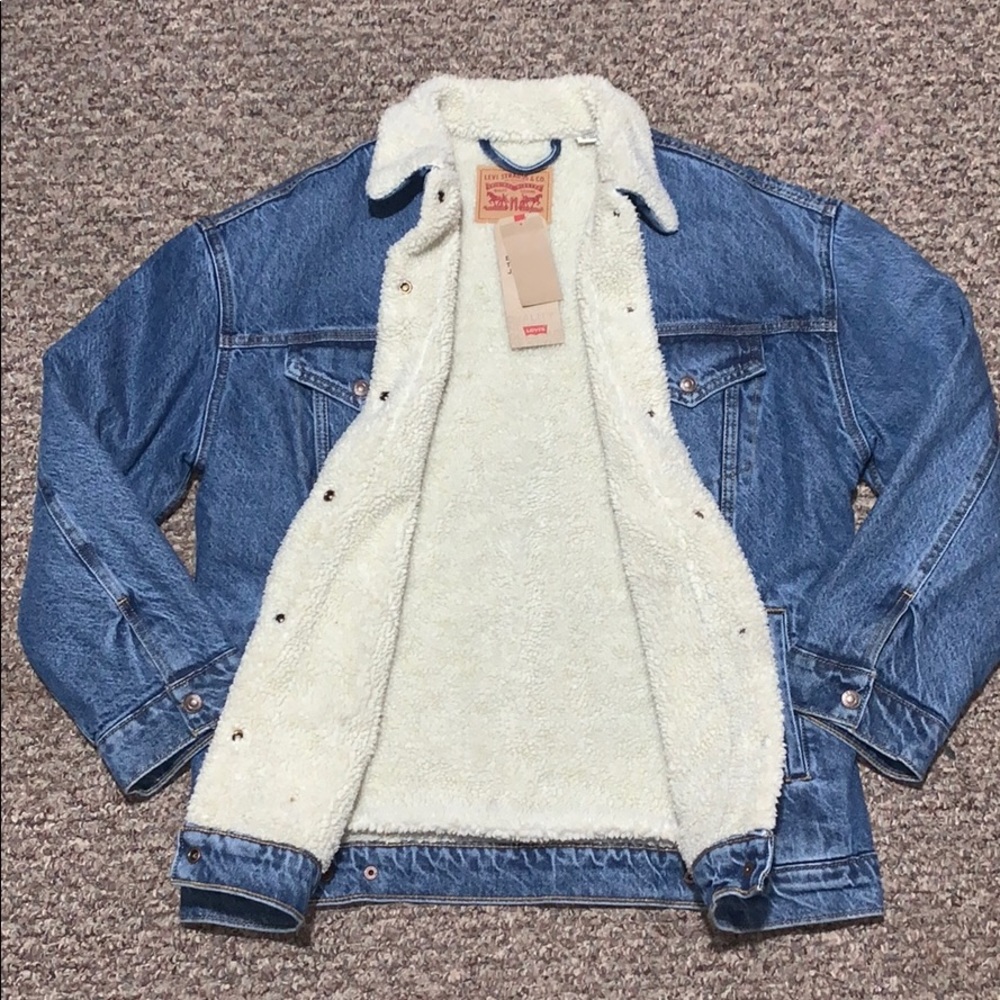NWT Levis denim Sherpa Lined trucker jacket size S - Picture 3 of 8